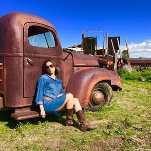 Meet your Posher, Lorena